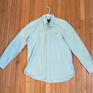 Vineyard Vines whale shirt - Men’s Medium